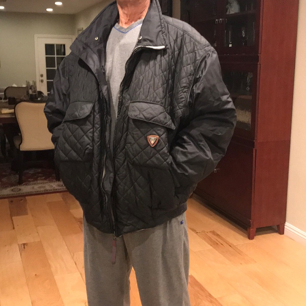 Post Card puffer black jacket
